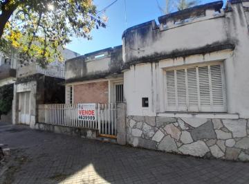 Casa · 8 Ambientes · 1 Cochera · Casa en Venta