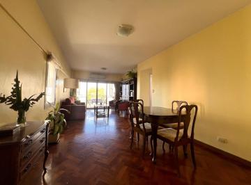Departamento · 114m² · 4 Ambientes · Excelente 4 Ambientes con Mucha Luz y Excelente Plano!