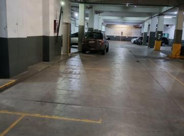 Garage , Centro / Microcentro · Cochera en Venta en Pleno Microcentro, Retiro