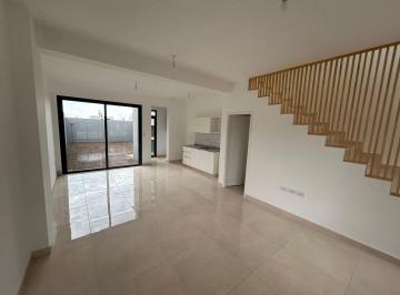 Casa de 5 ambientes, Córdoba · Vendo Duplex de Categoria, Dos Dor, Dos Baños. Docta Malagueño Etapa 3