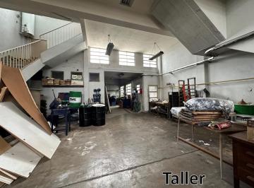 Bodega-Galpón · 341m² · 6 Ambientes · Excelente Fabrica con Oficinas