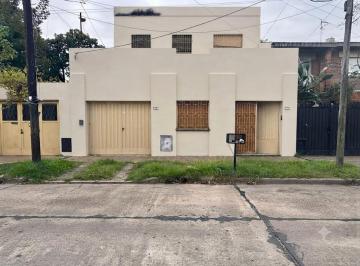 Bodega-Galpón · 341m² · 6 Ambientes · Excelente Fabrica con Oficinas