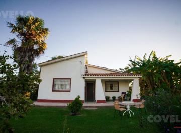 Campo · 236m² · 5 Ambientes · 1 Cochera · Chacra Sobre Ruta 21. Excelente Ubicación. Juan González