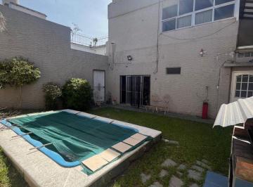 Casa de 4 ambientes, Avellaneda · Hermosa Casa de 4 Ambientes en 3 Plantas con Pileta