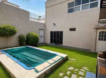 Casa de 4 ambientes, Avellaneda · Hermosa Casa de 4 Ambientes en 3 Plantas con Pileta