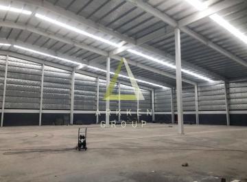 Bodega-Galpón · 1000m² · Nave Industrial en Alquiler en Parque Industrial Pilar