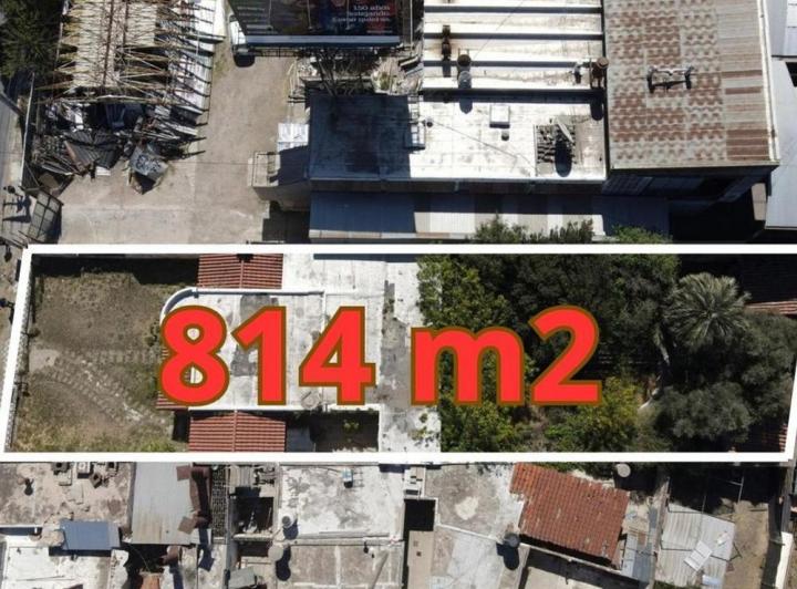 Casa · 256m² · 3 Ambientes · 1 Cochera