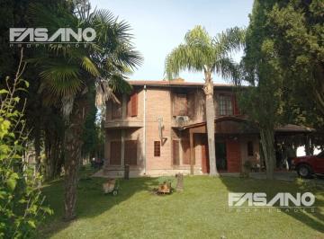 Quinta vacacional · 180m² · 4 Ambientes · 3 Cocheras · Casa Quinta en Venta, 10.500 m² (1 Ha), Otamendi - Campana