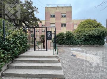 Departamento · 73m² · 4 Ambientes · 1 Cochera · Departamento Venta Centro, 3 Dorm. y Baño
