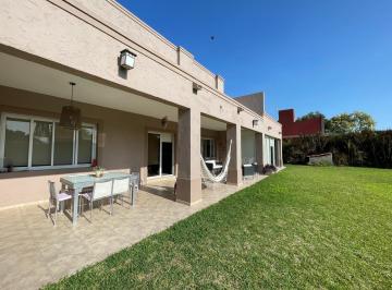 Casa de 5 ambientes, Villa Allende · Unica Desarrollada en Pb Country Chacras de La Villa
