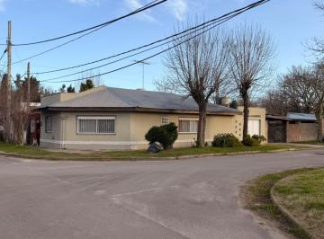 Casa · 110m² · 5 Ambientes · 1 Cochera · Casa Venta Veronica 3 Dorms K - 1148