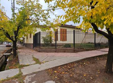 Casa de 6 ambientes, Las Heras · Barrio Cementista II