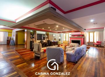 Casa · 1061m² · 7 Dormitorios · 1 Cochera · Casa en La Herradura