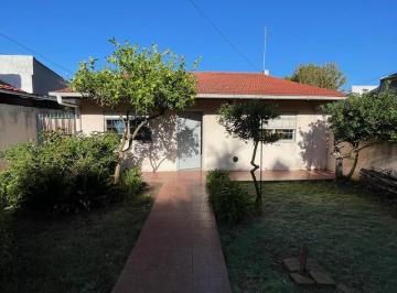 Casa de 3 ambientes, Lomas de Zamora · Casa de 3 Ambientes en Temperley.