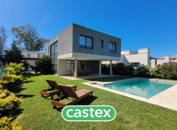 Casa · 180m² · 5 Ambientes · 2 Cocheras · Casa en Venta en Lagoon Pilar