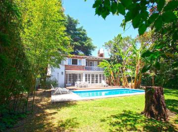 Casa · 310m² · 6 Ambientes · 4 Cocheras · Muy Buena Casa en Venta - San Isidro - Beccar - Libertador a Vias