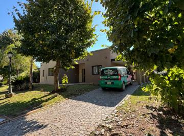 Casa de 5 ambientes, Berazategui · Casa en Venta - Fincas de Iraola