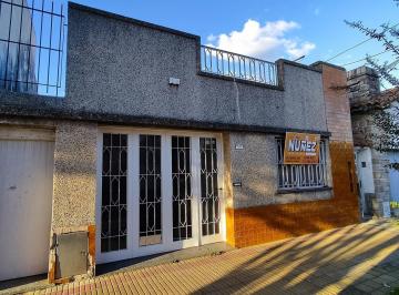 Casa · 170m² · 4 Ambientes · 1 Cochera · Casa en Sayos Al 1100, Lanús Oeste