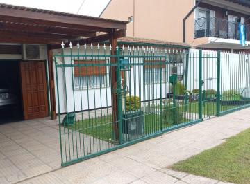 Casa · 324m² · 5 Ambientes · 1 Cochera · Casa en Paso del Rey, Moreno
