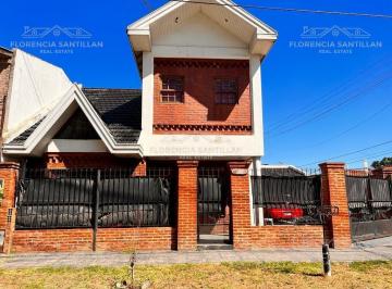 Casa de 3 ambientes, Lanús · Casa de 3 Ambientes con Cochera en Venta en Monte Chingolo, Lanús, G. B. a. Zona Sur