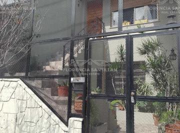 PH · 95m² · 3 Ambientes · Departamento PH en Alquiler en Avellaneda, G. B. a. Zona Sur, Argentina