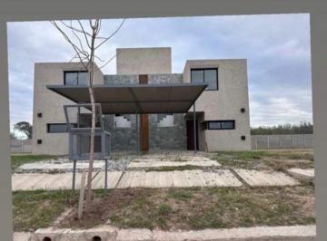 Foto · Casa Duplex Barrio Cerrado Distrito Sur 3 Dorm