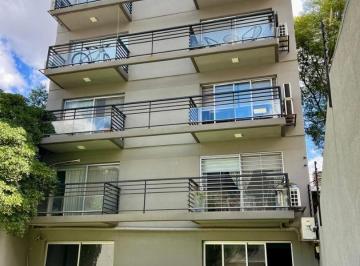 Departamento · 42m² · 1 Ambiente · 2 Cocheras · Monoambiente en Venta C/ Renta, Apto Prof. 2 Cocheras!