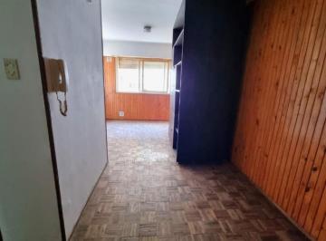 Departamento · 22m² · Mitre 2400, Oportunidad, Monoambiente, de Escalera.