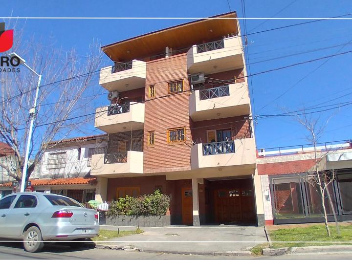 Departamento · 45m² · 2 Ambientes · 1 Cochera