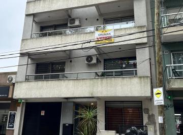 Departamento de 2 ambientes, Almirante Brown · Excelente 2 Ambientes con Cochera
