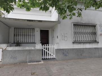 Casa · 74m² · 3 Ambientes · Venta Casa a Refaccionar - 7 E/ 524 y 525 - Tolosa, La Plata