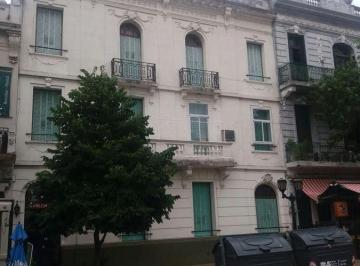 Departamento · 69m² · 3 Ambientes · Venta. Depto. 3 Amb C/ Patio - San Telmo
