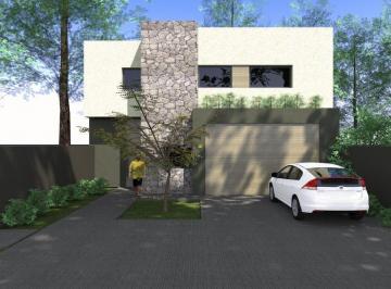 Casa · 234m² · 4 Ambientes · 2 Cocheras · Casa en Lebensohn 3300 de Cuatro Ambientes con Estudio en Construccion