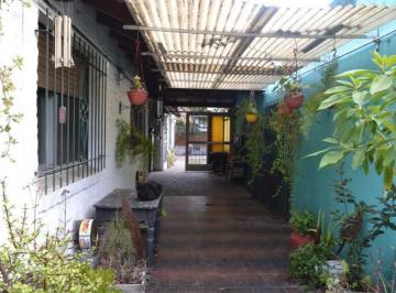 Casa de 4 ambientes, Ituzaingó · Casa con Local en Venta en Ituzaingo Norte