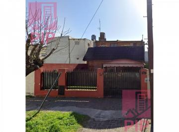 Casa · 150m² · 4 Ambientes · 1 Cochera · Casa en Venta en Haedo