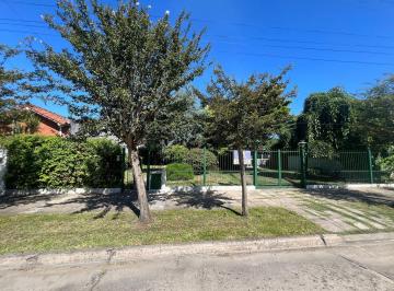 Casa · 140m² · 4 Ambientes · 1 Cochera · Casa a La Venta en San Antonio de Padua
