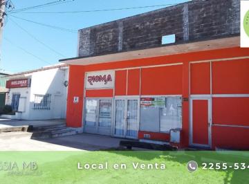 Local comercial de 7 ambientes, Villa Gesell · Local Comercial en Venta - en Excelente Ubicacion - Villa Gesell
