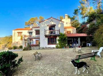 Casa · 535m² · 7 Ambientes · 2 Cocheras · Venta Casona - Cruz Chica La Cumbre - 6 Dorm. - 5 Baños