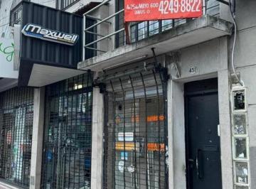 Local comercial · 25m² · 2 Ambientes · Venta Local Sobre Av Lanus