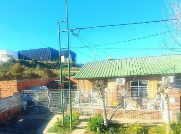 Casa de 4 ambientes, Trelew · Casa de 3 Dorm.. Trelew, Chubut. Barrio Parque, Centro