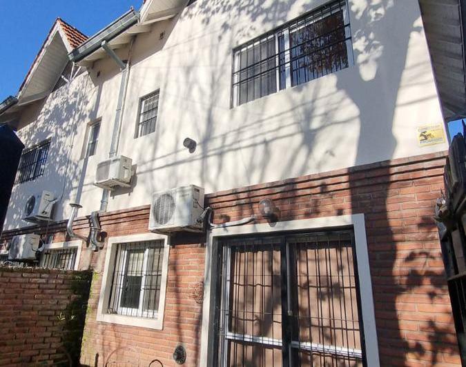 Casa · 100m² · 3 Ambientes · 1 Cochera