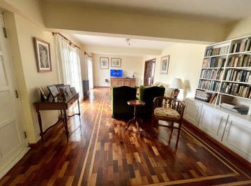 Casa · 200m² · 3 Ambientes · 2 Cocheras · Casa en Venta en Carlos Paz - La Cuesta - 3 Dorm. - Pileta - Excelente Vistas!