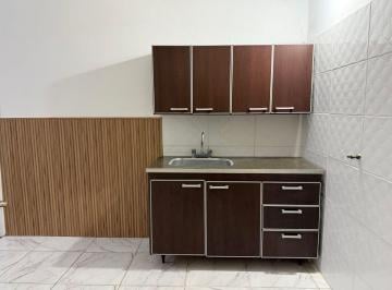 Departamento de 2 ambientes, Lomas de Zamora · Departamento Tipo Casa con 1 Dormitorio en Llavallol