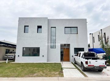 LHP-LHP-2510_2 · Casa en Venta con Pileta - Vila Marina II - Villanueva