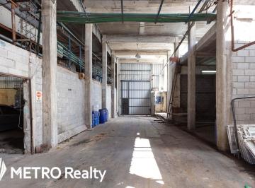 Bodega-Galpón · 1200m² · 5 Ambientes · 3 Cocheras · Galpón en Alquiler en San Martin