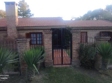 Casa de 5 ambientes, Mendiolaza · Casa a La Venta en Mendiolaza - Apta Credito