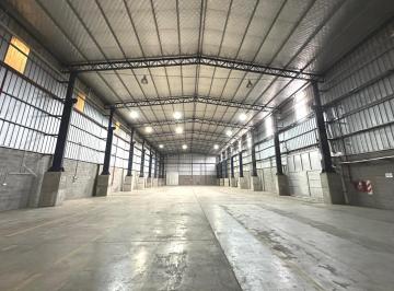 Depósito · 1900m² · 4 Cocheras · Alquiler Deposito 1900 m² en Benavidez Tigre