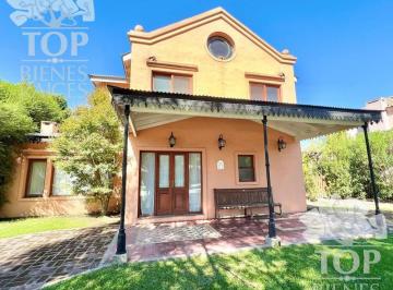 Casa · 230m² · 6 Ambientes · Casa en Venta en Santa Maria de Tigre, Rincón de Milberg, Tigre