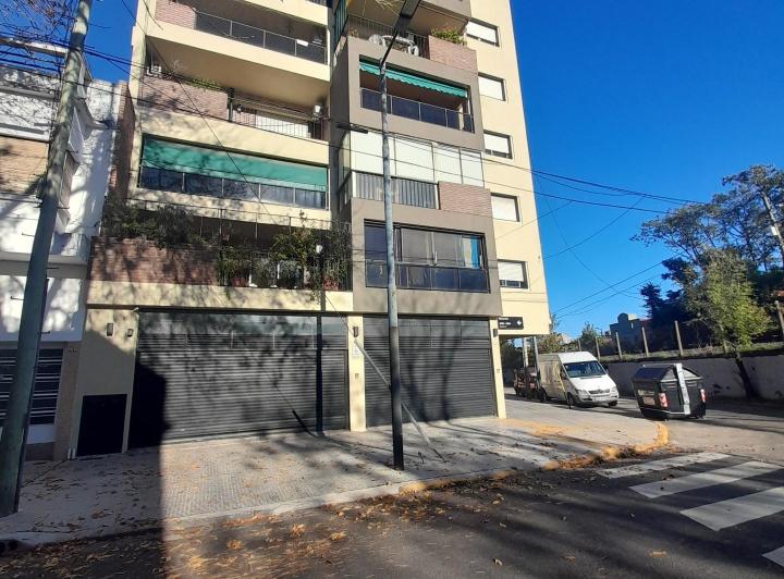 Departamento · 81m² · 4 Ambientes · 1 Cochera