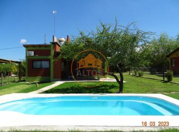 Quinta vacacional · 75m² · 5 Ambientes · Cabaña Amoblada, 1 Dorm. Pileta. Cochera. B° Residencias I. Potrero de Garay - Cordoba - Escritura
